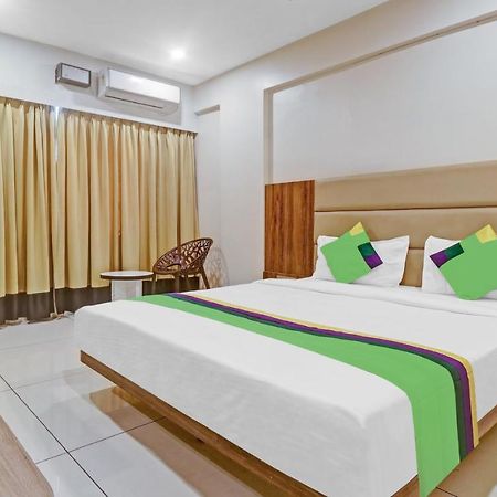 Treebo Silver Key, Marathahalli Hotel บังกาลอร์ ภายนอก รูปภาพ