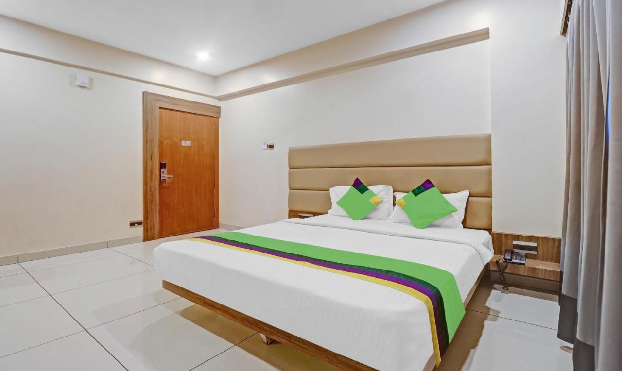 Treebo Silver Key, Marathahalli Hotel บังกาลอร์ ภายนอก รูปภาพ