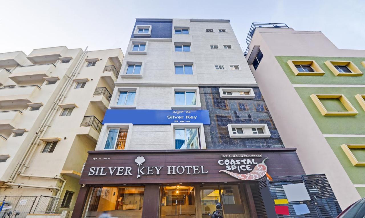 Treebo Silver Key, Marathahalli Hotel บังกาลอร์ ภายนอก รูปภาพ